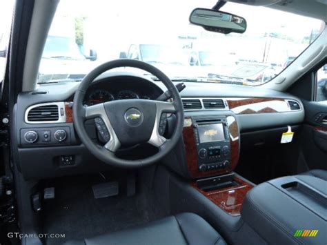 See chevrolet avalanche interior photos on msn autos. Ebony Interior 2013 Chevrolet Avalanche LTZ 4x4 Black Diamond Edition Photo #69535989 | GTCarLot.com