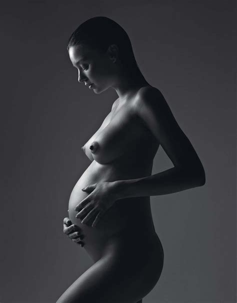 Miranda Kerr Pregnant Nude Pics In W Magazine Nsfw Celebs