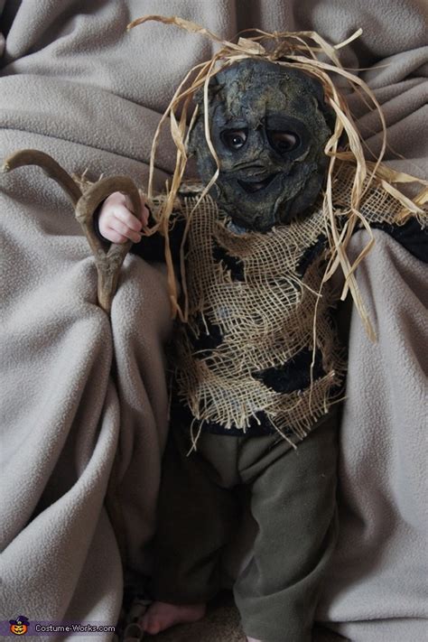 Scary Scarecrow Baby Costume Diy Costumes Under 25 Photo 24