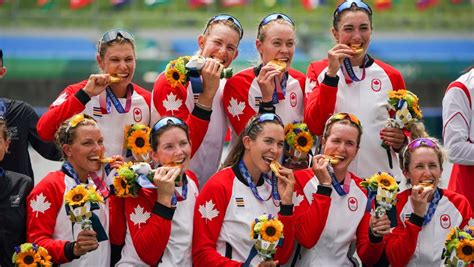 belief in the crew has canadian women s eight celebrating tokyo 2020 gold team canada