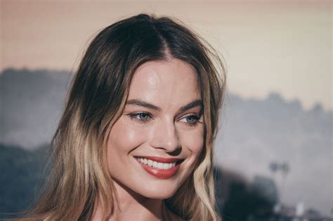 Margot Robbie Once Upon A Time In Hollywood Premiere In Rome
