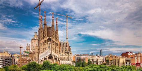 Comprehensive Guide To Sagrada Familia Barcelona With Images