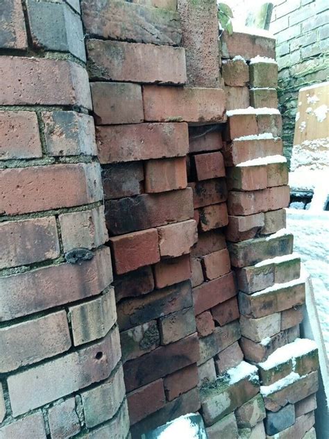 100 Reclaimed Bricks Red Imperial Cleaned 925 X 45 X 3 In