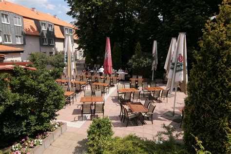 Close to some of wolfenbüttel's most popular landmarks, such as lessinghaus (0.6 mi) and st. Parkhotel Altes Kaffeehaus Wolfenbüttel - Terrasse