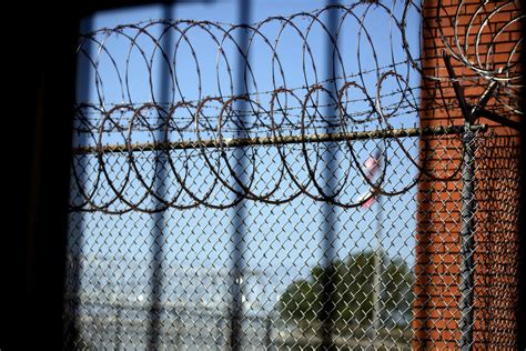 News Roundup Rep Says Lack Of Air Conditioning In State Prisons Is