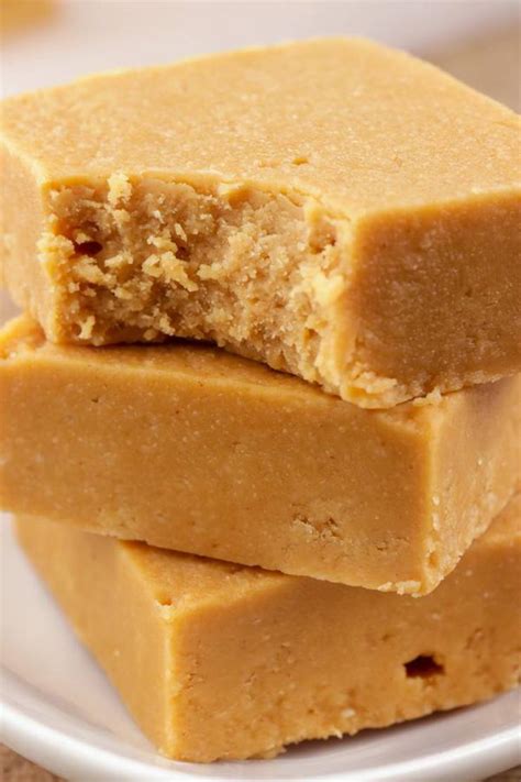 A delicious keto snack to fix your sweet cravings with no sugar in less than 20 minutes. 3 Ingredient Keto Peanut Butter Bars - BEST Peanut Butter ...