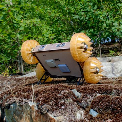 Robot De Reconnaissance Mobile Radiocommandé Sauteur 10m Sandflea Boston Dynamics Leobotics