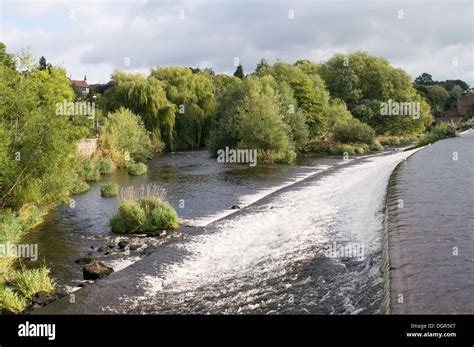 River Wharfe Flowing Over Weir At Otley Yorkshire England Uk Stock