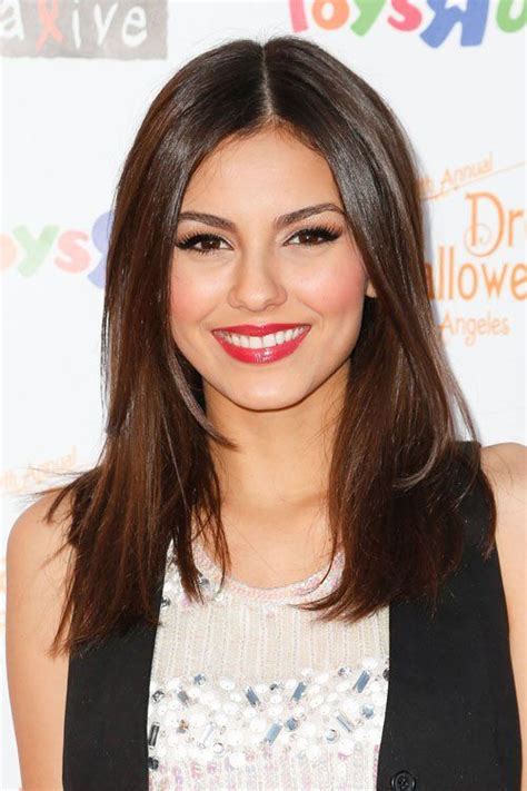 Victoria Justice Beautiful Shade Of Brown Hair Best Chocolate Brown