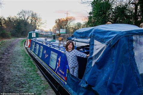 Single Mother Moves Into A Narrowboat With Her Son 8 And Now Saves £