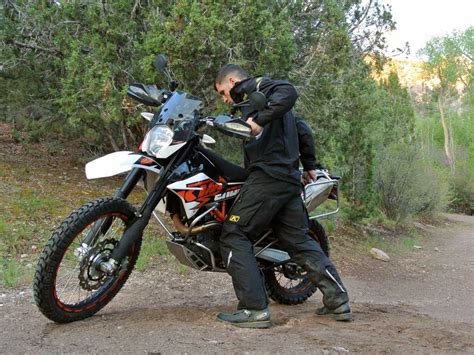 Quick Tips How To Pick Up A Dropped Adventure Motorcycle Adv Pulse