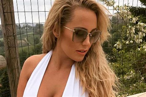 Towie S Kate Wright Parades Killer Cleavage In Plunging Swimsuit Daily Star