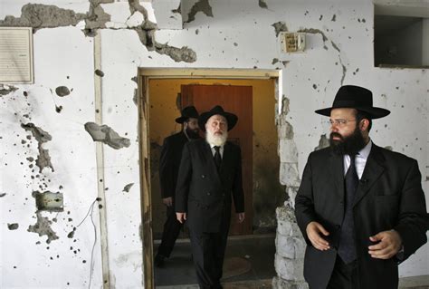 Chabad House A Jewish Centers Reopening In Mumbai India Evokes