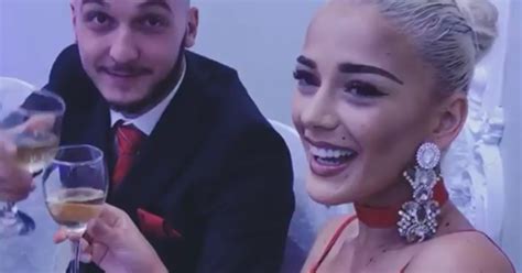 Loredana with raluca badulescu (i.imgur.com). Mozzik dhe e dashura me tatuazhe të njëjta në dorë (Foto ...