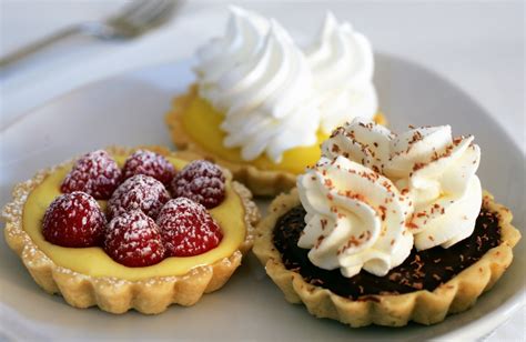 Tish Boyle Sweet Dreams A Trio Of Tartlets