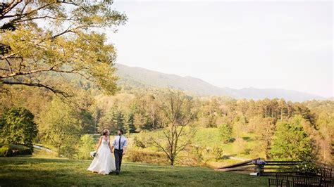 A Rustic Mountain Destination Wedding In Tennessee Martha Stewart