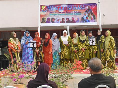 Persatuan bahasa melayu smk taman satria, sungkai telah menganjurkan minggu bahasa melayu sebagai salah satu daripada aktiviti tahunannya dari 13 hingga 17 mac 2017 yang lalu. KEINDAHAN BAHASA DAN KEBUDAYAAN MALAYSIA: AKTIVITI MINGGU ...
