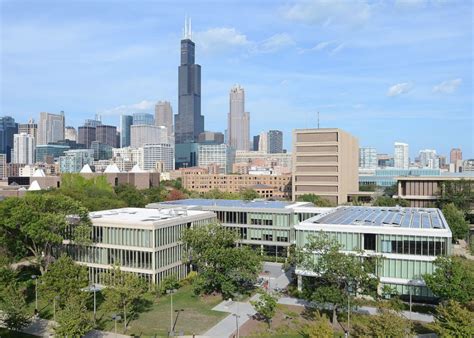 Best Colleges In Chicago