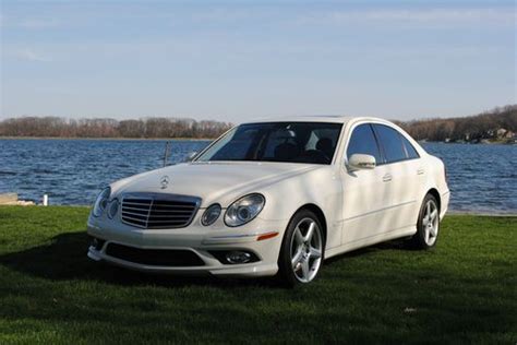 Purchase Used Beautiful 2009 Mercedes Benz E350 4matic Amg Sport White