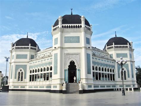 Masjid Raya Medan Tempat Wisata Religi Di Medan Sumatera Utara