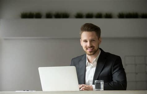 Continue reading and learn how to become a stock broker. Learning How to Become a Broker? Here's How the Pros ...