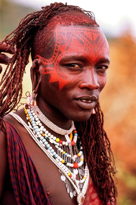 Salei Maasai Warrior Tanzania Bellezza Africana Facce Dipinte Bellezza