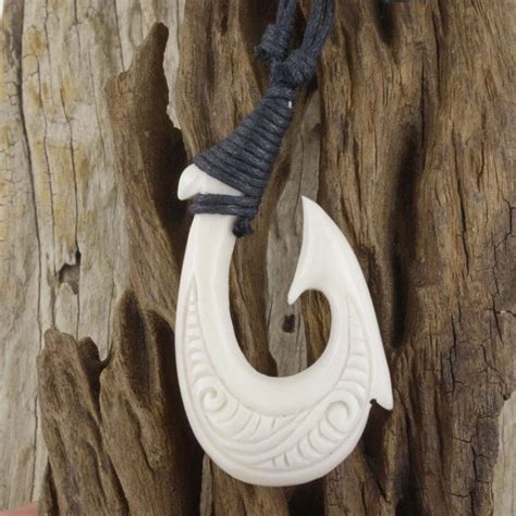Maori Scrimshaw Fish Hook Necklace Hei Matau Hand