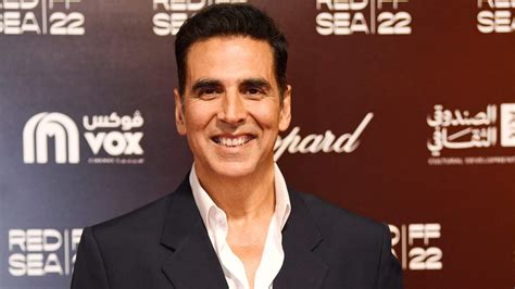 Akshay Kumar Announces Two New Projects Love 1