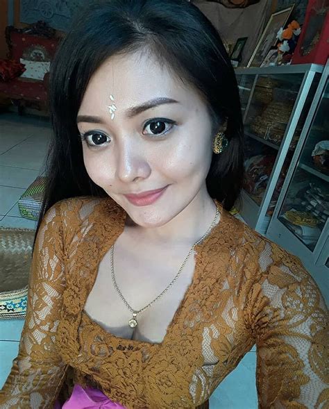 Pesona Cantik Gadis Bali Di Instagram Cantik Ya Pemirsah Follow Tag Cantik Bali
