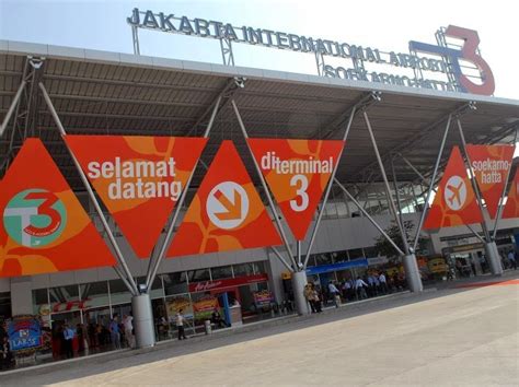 Kereta Bandara Soekarno Hatta Beroperasi Mulai