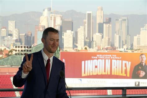 Usc Coach Lincoln Riley Out With Undisclosed Illness Trojans