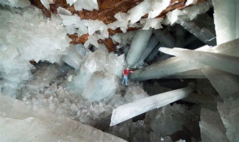 墨西哥发现巨型水晶洞酷似超人秘密基地图科学探索科技时代新浪网