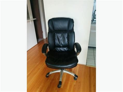 All the office chairs below have the relaxzen heated executive chair is best for lumbar hurt. Black Broyhill managerial office chair Vancouver City ...