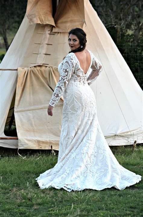 boho bridal photoshoot with native american teepee western style wedding dress bohemian wedding