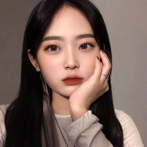 Pin By Tina Trinh On U͓̽llzzang Korean Makeup Look Asian Makeup