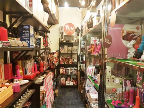 Working At Sex Shops In Singapore Dealing With Erotic Needs And