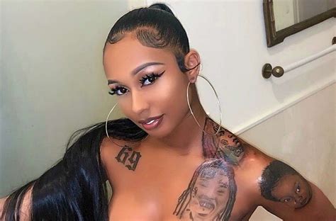Tekashi Ix Ines Girlfriend Appears To Update On The Rappers Condition Celebrity Insider