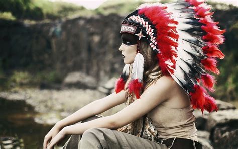 Native Americans Headdress Brunette Hazel Eyes Filter White Tops