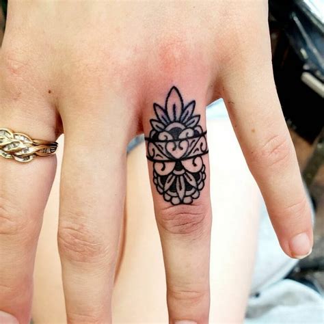 Best Ring Finger Tattoo Ideas You Have To See To Believe Outsons