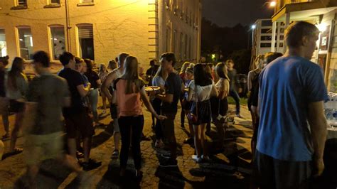 We did not find results for: Des Moines Salt Company welcomes back students as Cottage ...