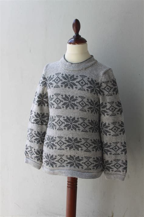 Barne sweaters str 10 år Fremstillet i ren uld, der kan maskinvaskes