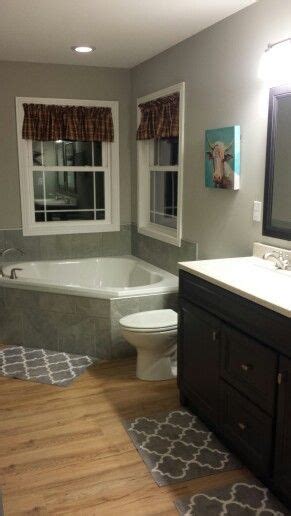 This beautiful gray works well in east rooms! Sherwin Williams Mindful Gray Bathroom | Mindful gray ...