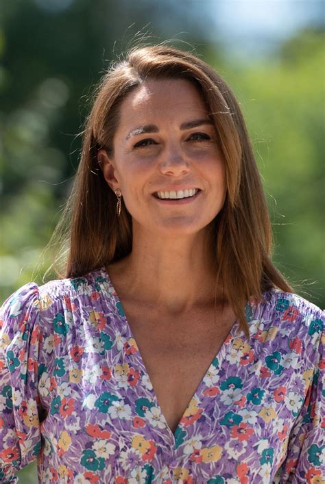 Bringing you the latest stories, pictures and fashion from kate middleton, also known as catherine, duchess of cambridge. PHOTOS - Kate Middleton prête pour l'été 2020 : elle ...