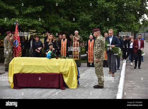 (EDITORS' NOTE : Image depicts death)Farewell ceremony for soldier