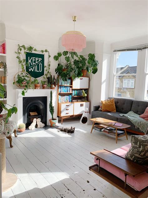 A Renovated London Flat Is Full Of Light Plants And A Playful Spirit