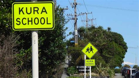 Nz Introduces Bilingual Traffic Signs To Boost Visibility Of Māori