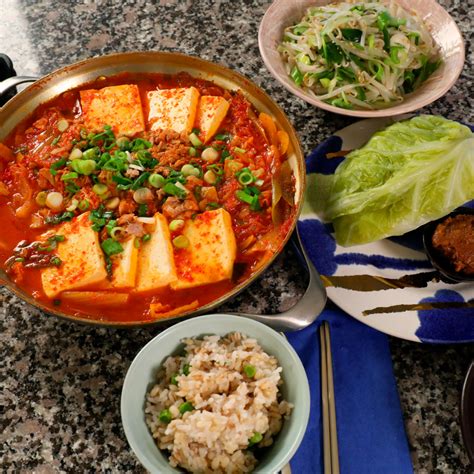 Learn the secrets for the best kimchi jjigae with this . Chamchi-kimchi-jjigae | Recipe | Maangchi recipes, Kimchi ...