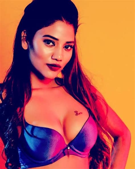 15 Hot Photos Of Ruks Khandagale Actress From Hotshots Web Series My