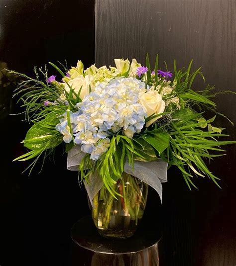 See more gift & specialty shops in uva province on tripadvisor. Gift Shop - Flower Arrangement Options | Newton-Wellesley ...
