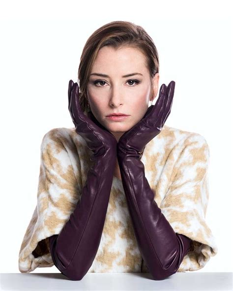 16 Button Opera Length Leather Gloves At Leather Gloves Online Leather Gloves Gloves Fashion